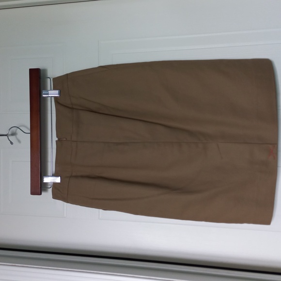 Pencil Skirt Size 2 - Picture 2 of 4